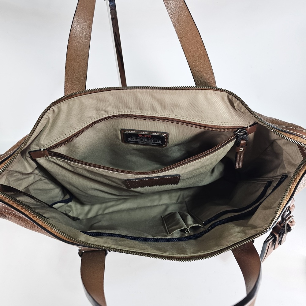 TUMI Business Bag 68917TN MISSION HARRISON Tan Leather Laptop Case Career Brown - Picture 12 of 16